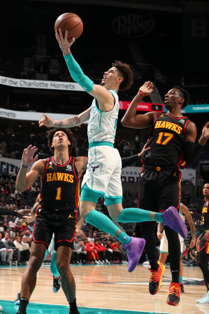 Charlotte Hornets — player action photograph