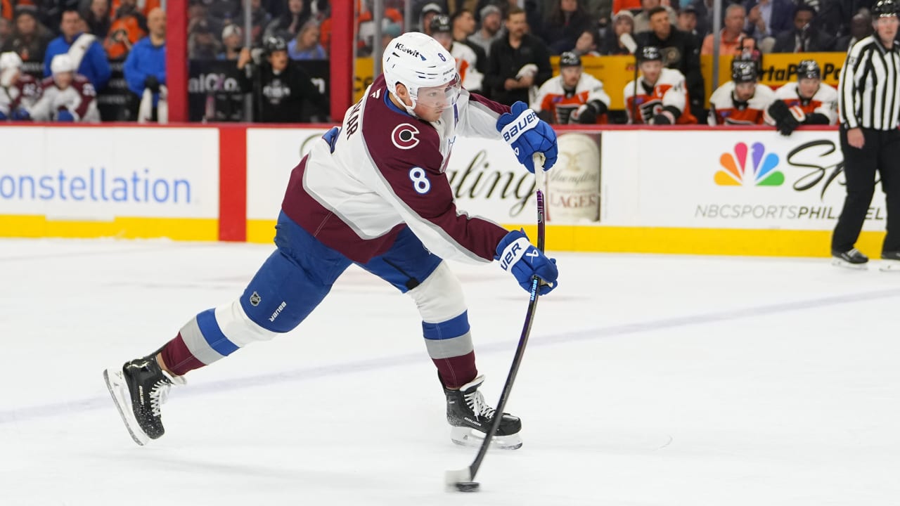 Colorado Avalanche — player action photograph