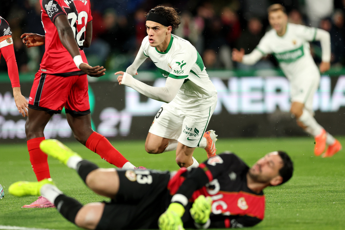 Elche — player action photograph