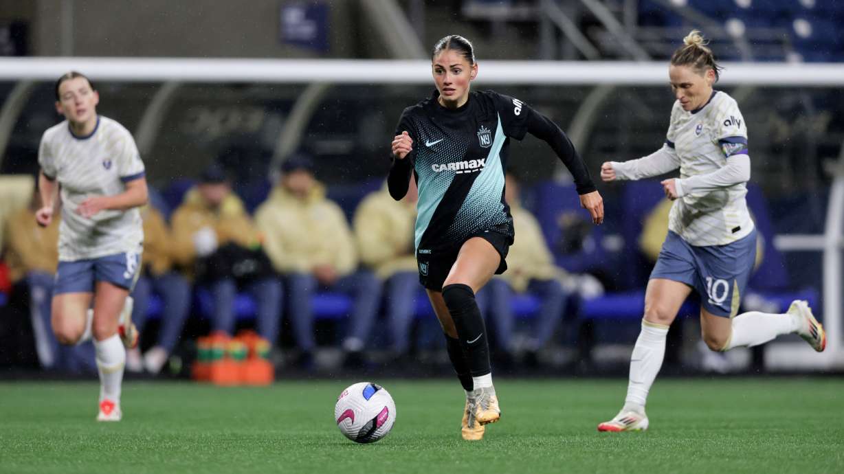 Gotham FC — player action photograph