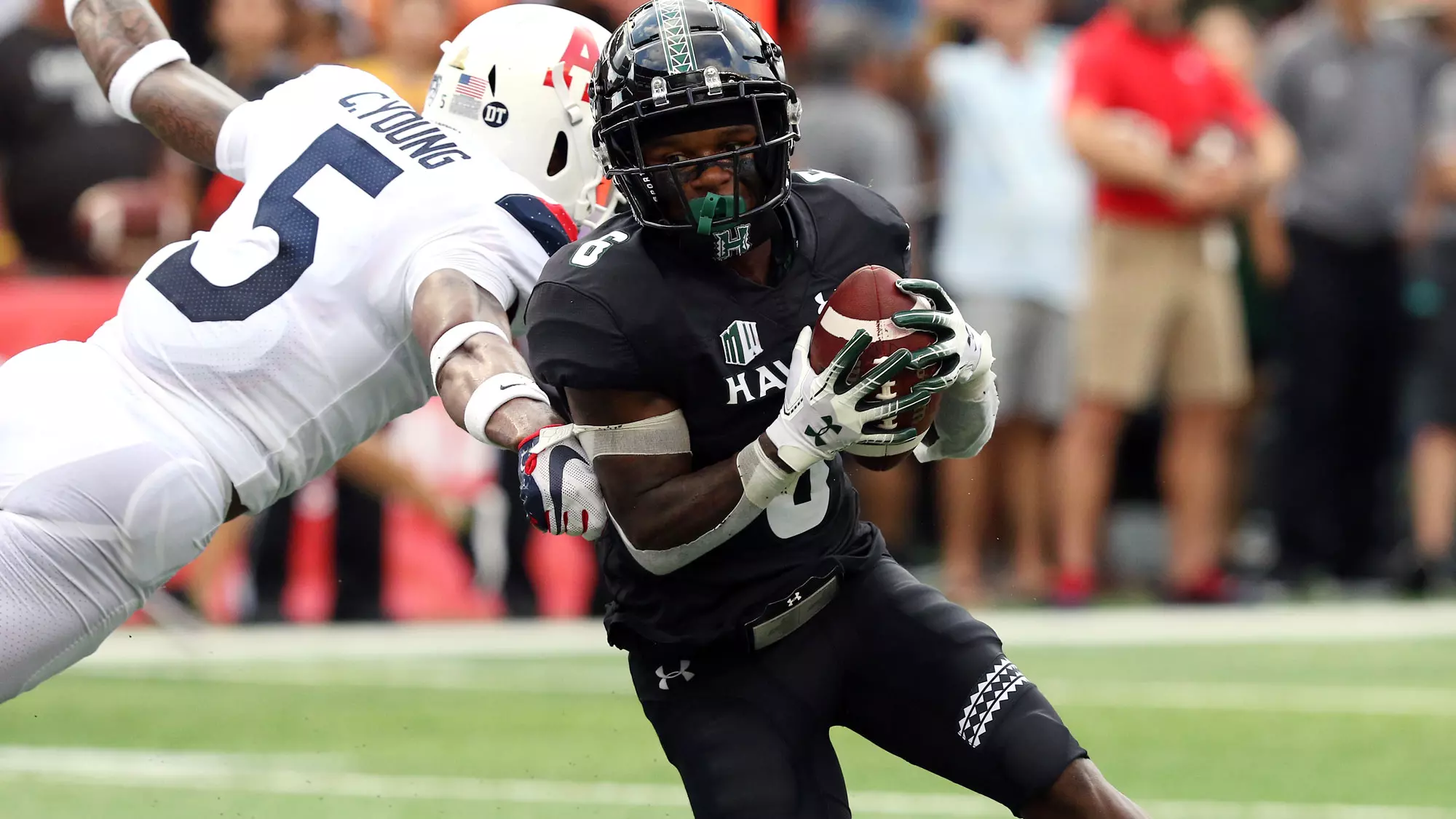 Hawai'i Rainbow Warriors — player action photograph