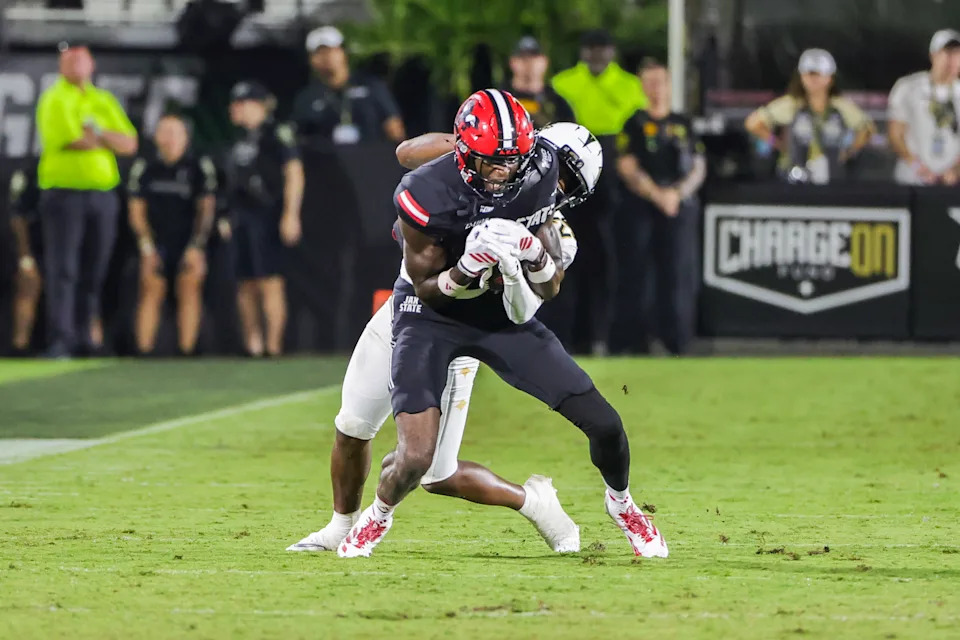 Jacksonville State Gamecocks — player action photograph
