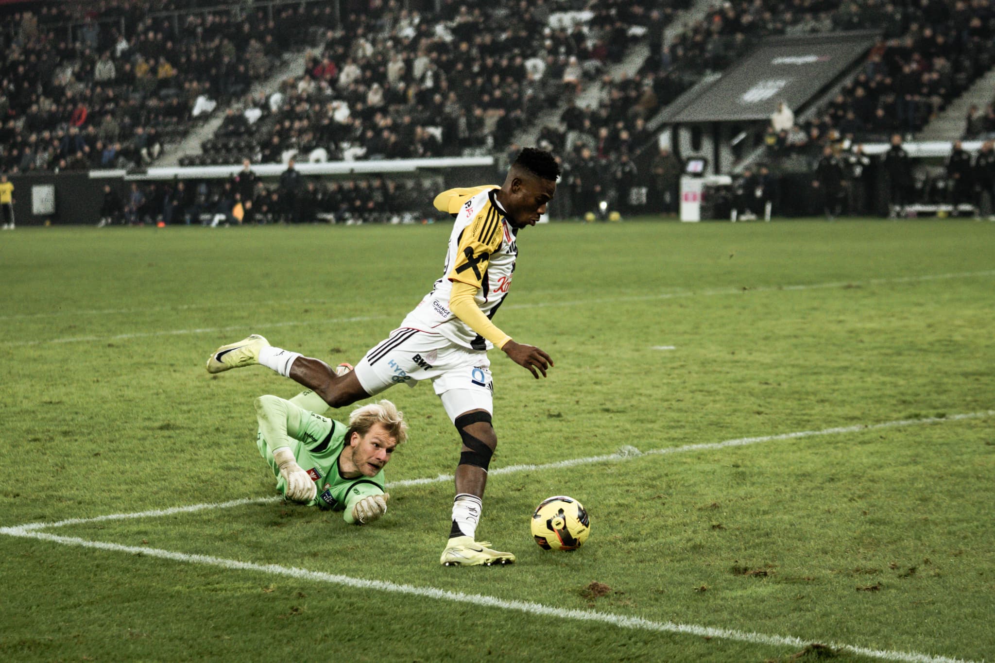 LASK Linz — player action photograph