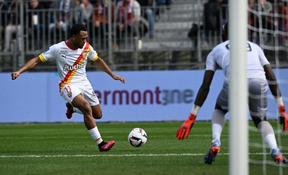 Lens — player action photograph