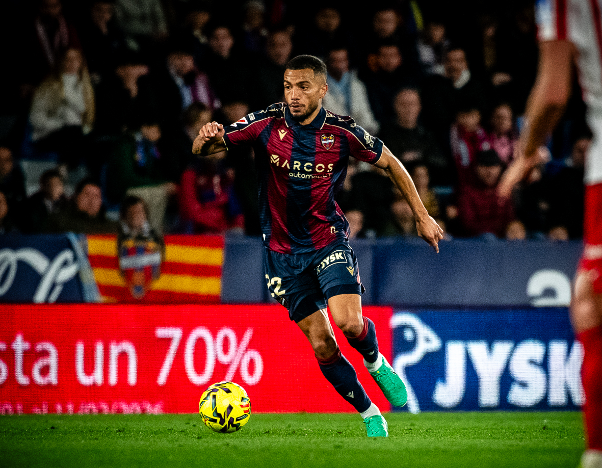 Levante — player action photograph