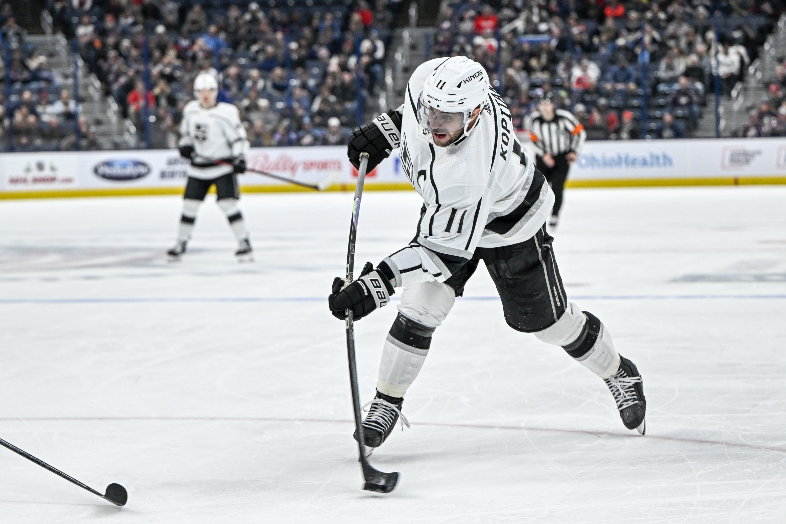 Los Angeles Kings — player action photograph