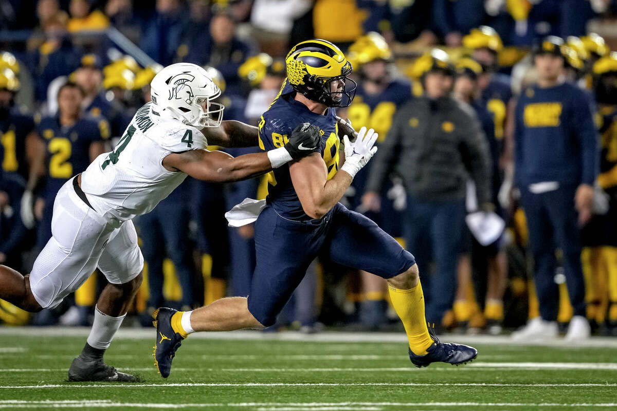 Michigan Wolverines — player action photograph