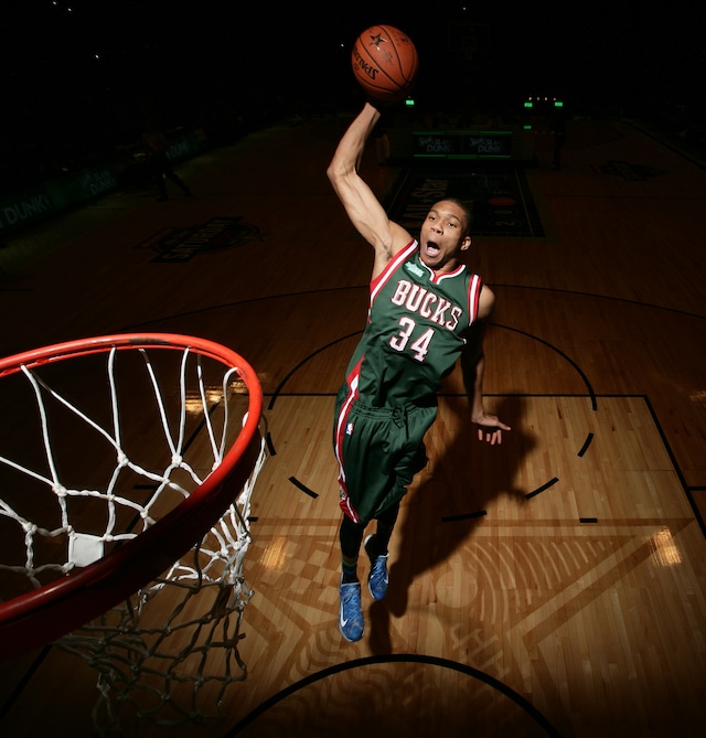 Milwaukee Bucks — player action photograph