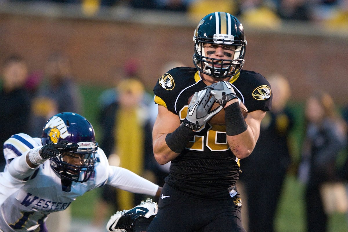 Missouri Tigers — player action photograph
