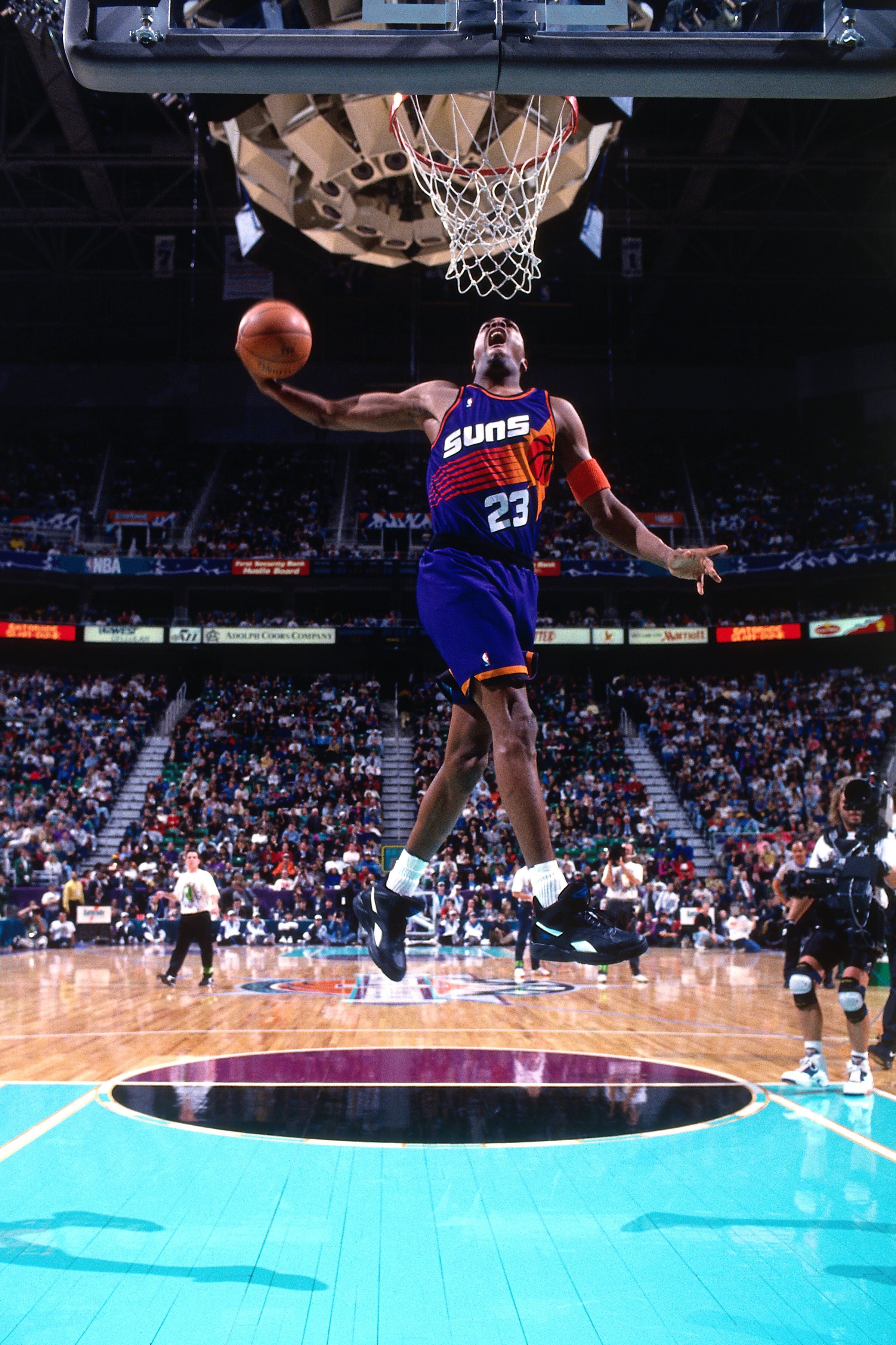 Phoenix Suns — player action photograph