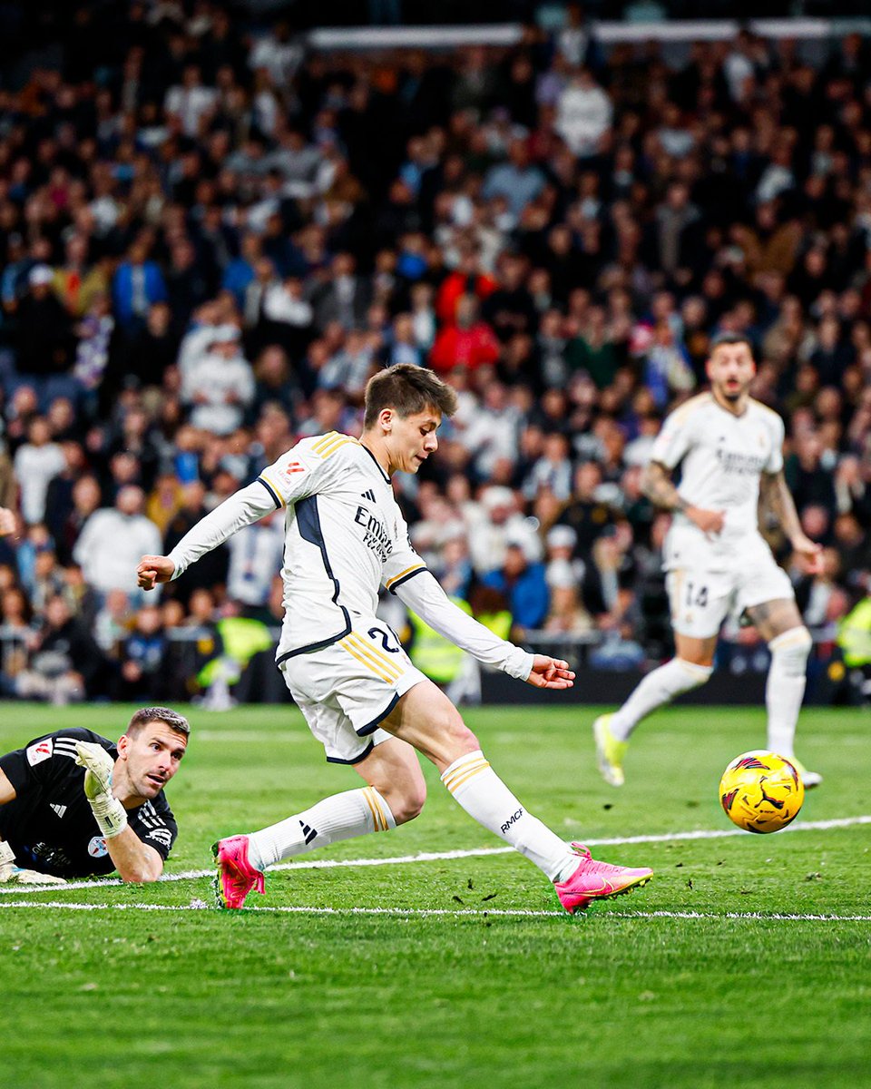 Real Madrid — player action photograph