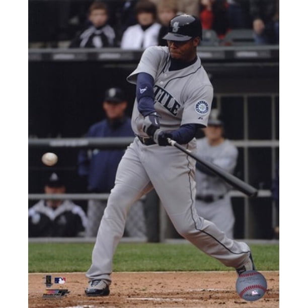 Seattle Mariners — player action photograph