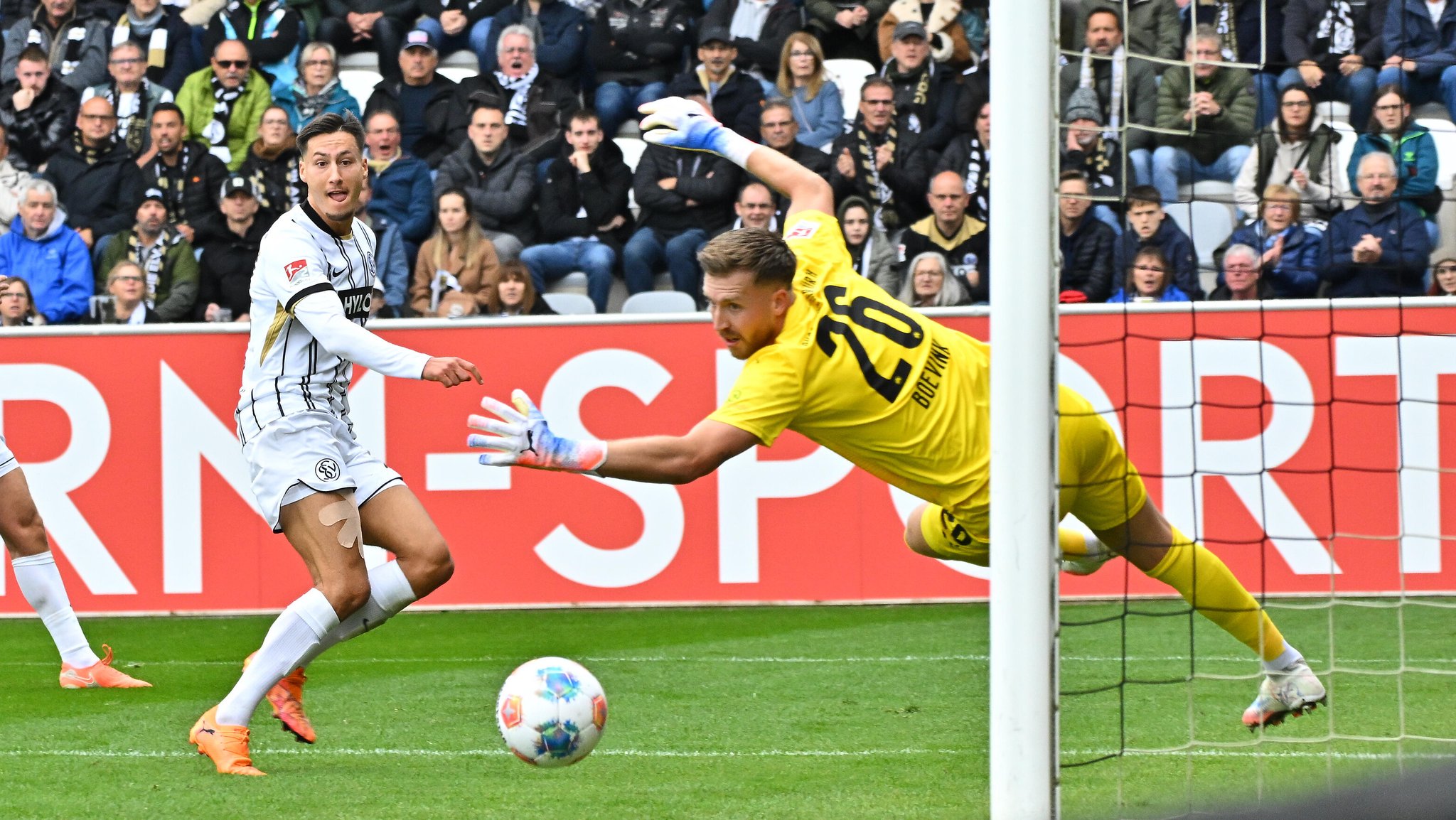 SV Elversberg — player action photograph