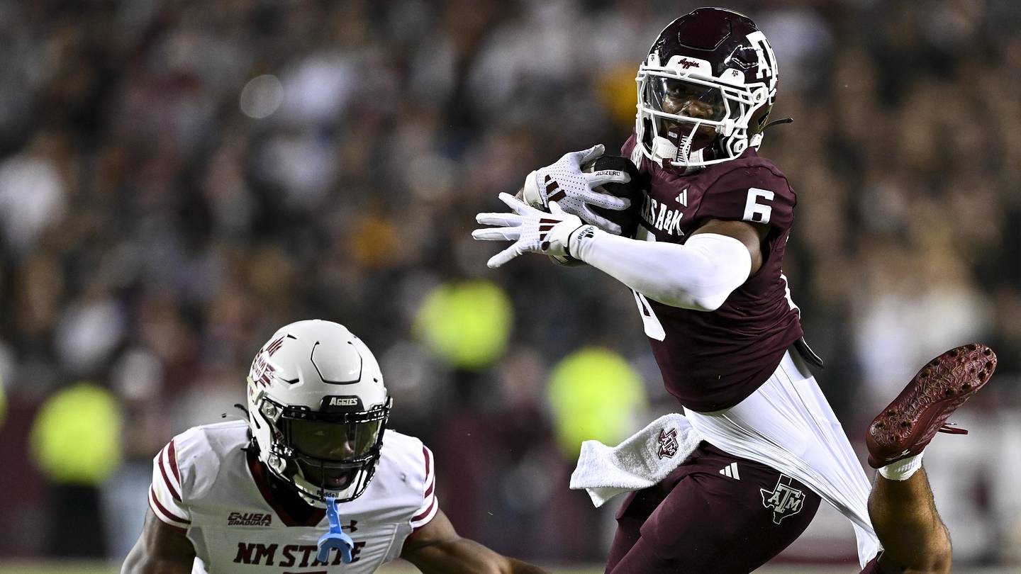 Texas A&M Aggies — player action photograph