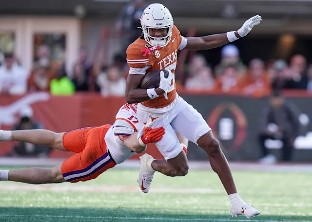 Texas Longhorns — player action photograph