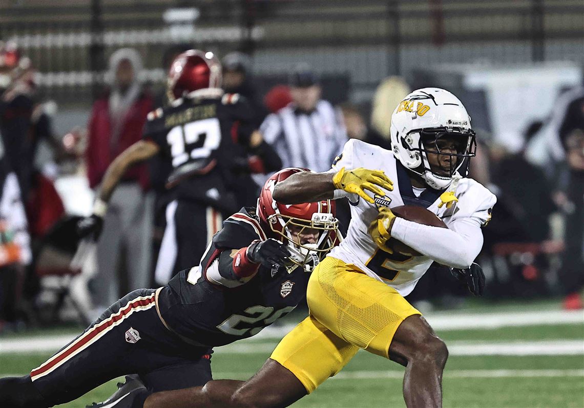 Toledo Rockets — player action photograph