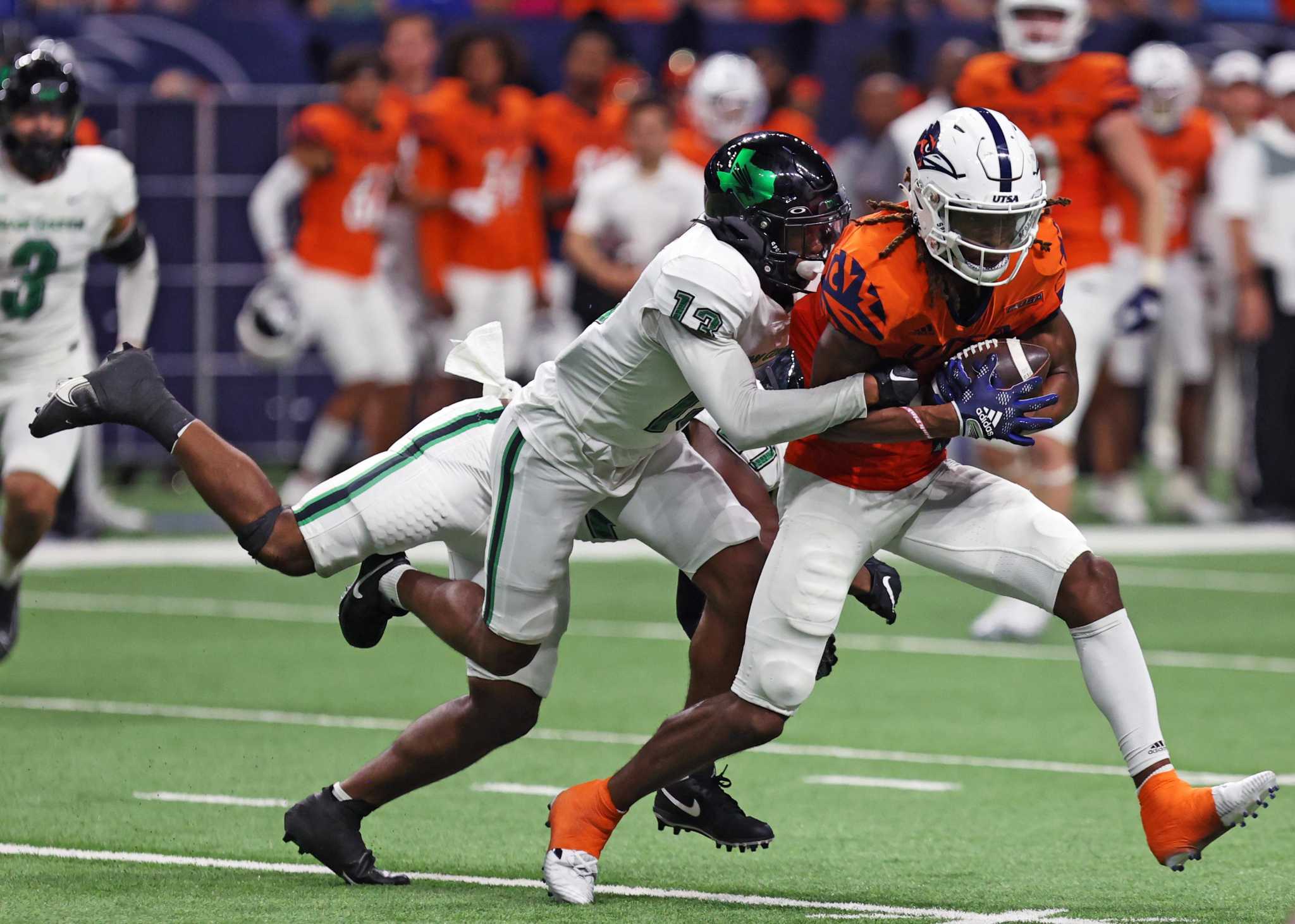 UTSA Roadrunners — player action photograph